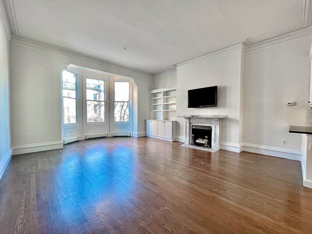 Building Photo - 177 Beacon St