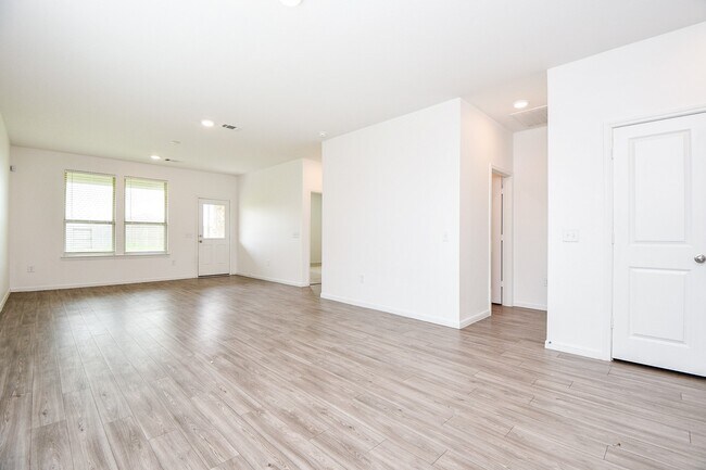 Building Photo - 21158 Coral Blossom Ln