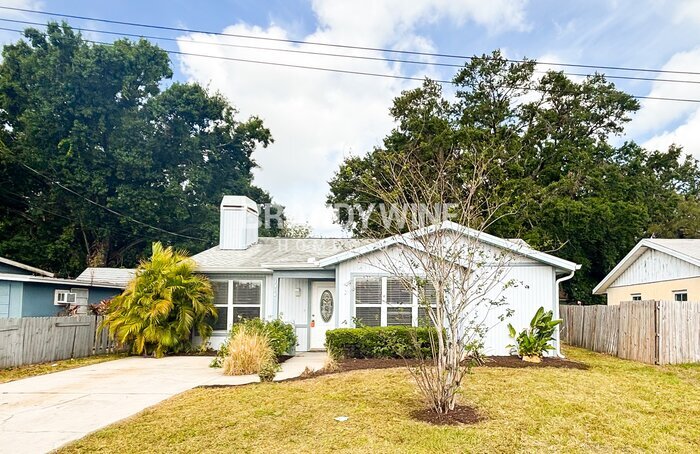 Primary Photo - 1016 36th St W
