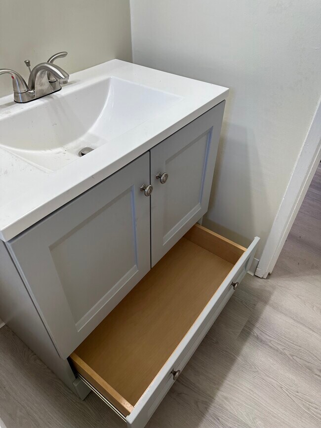 Building Photo - 1851 Nelson Way