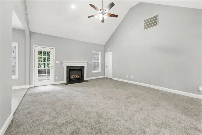 Building Photo - 2369 Eagle Glen Ct