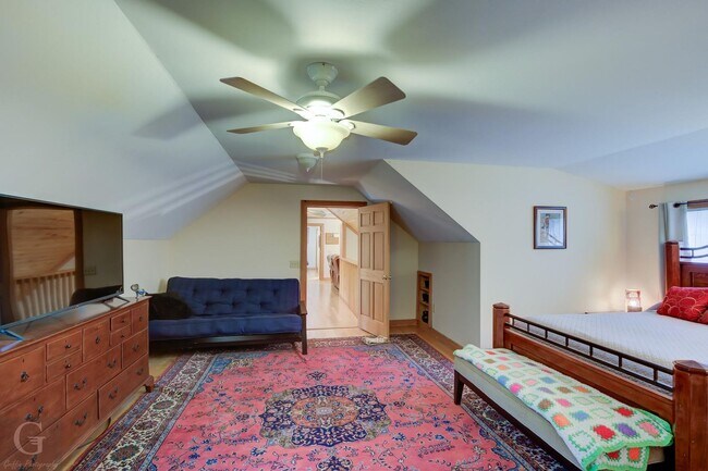 Building Photo - Rental with Country Living at its Finest
