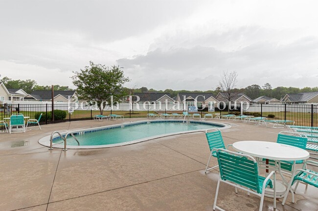 Building Photo - 302 Rung Rd