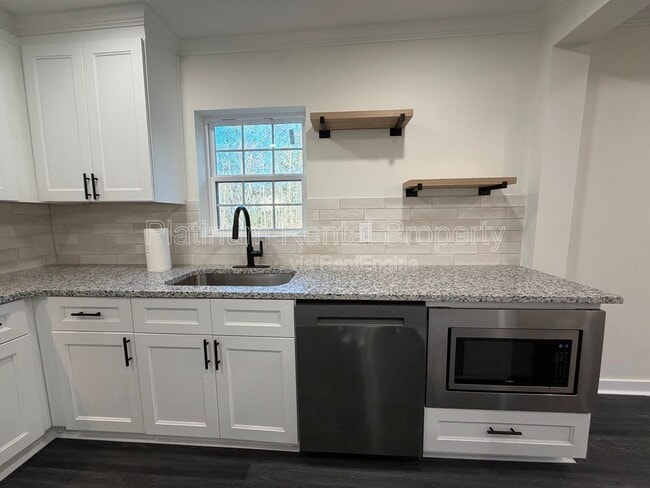 Building Photo - 329 Kelly Mill Rd