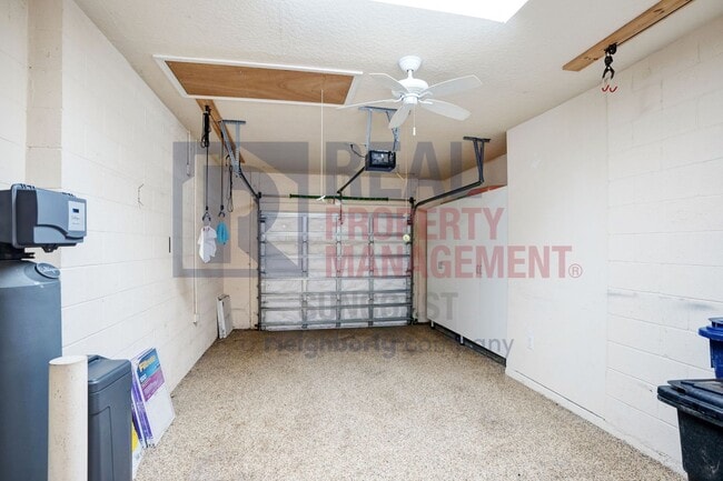 Building Photo - 7946 Tybee Ct
