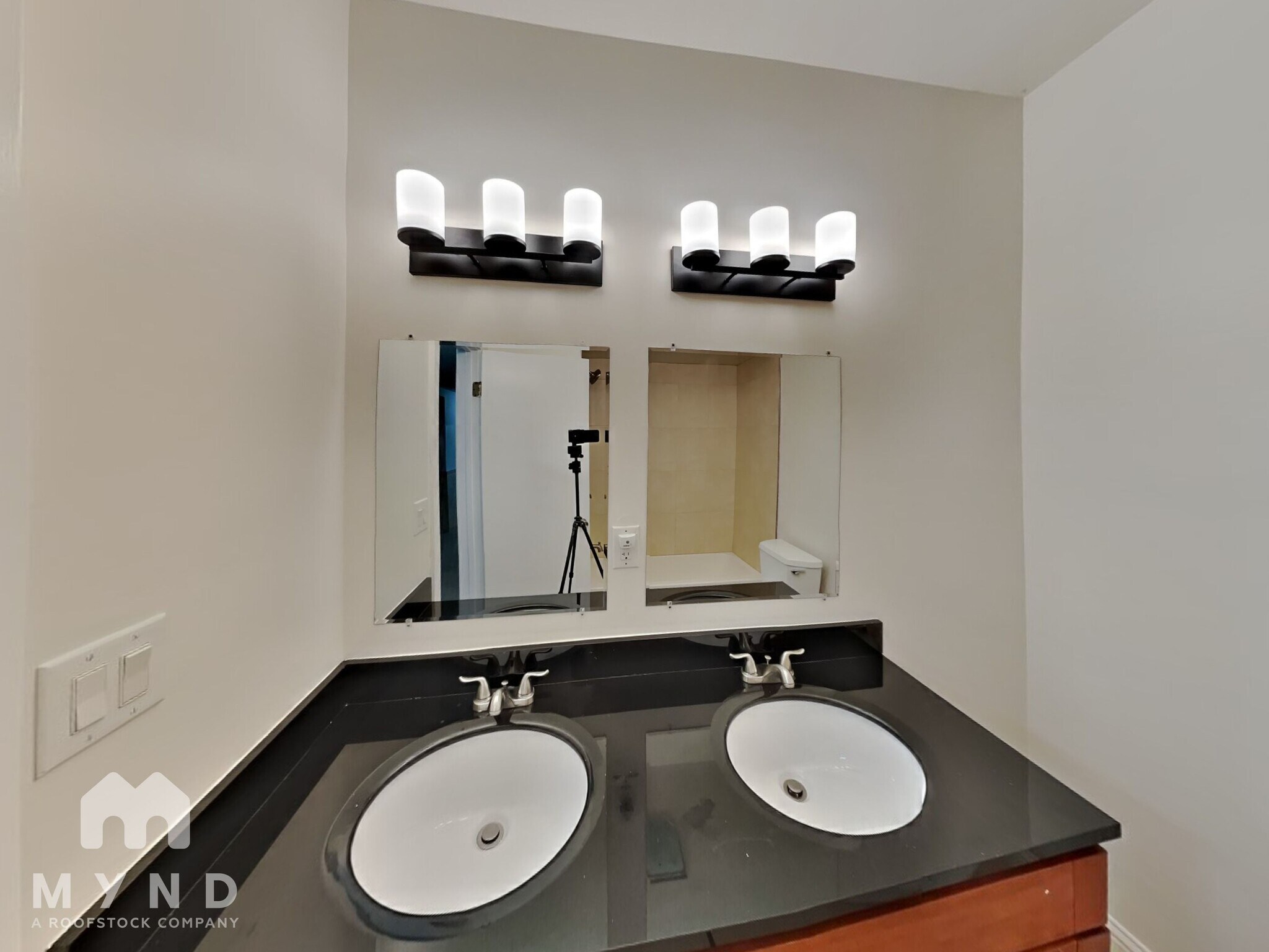 Building Photo - 4730 Sequoyah Rd