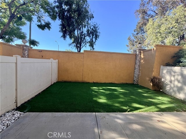 Building Photo - 7161 East Ave