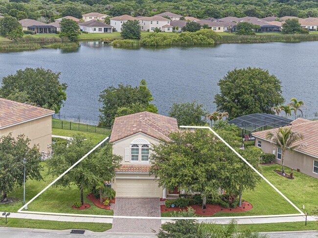Building Photo - 1750 Berkshire Cir SW