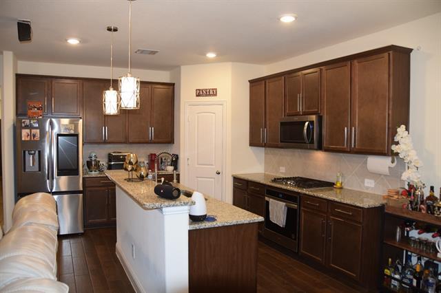 Building Photo - 414 Parkford Dr