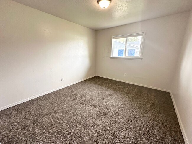 Building Photo - 207 N Indiana Ave