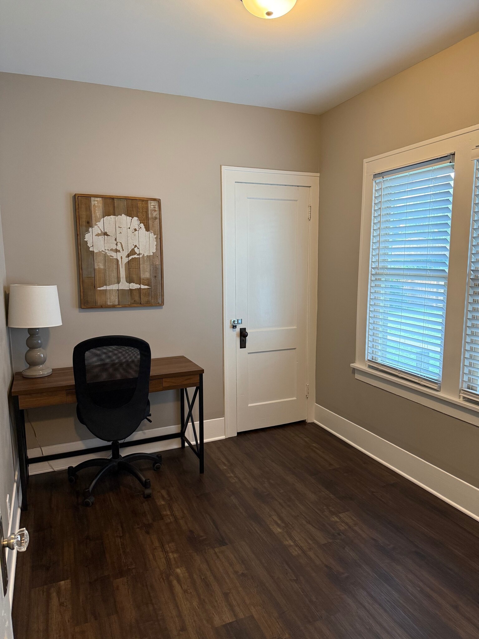 Building Photo - 283 S Michigan Ave