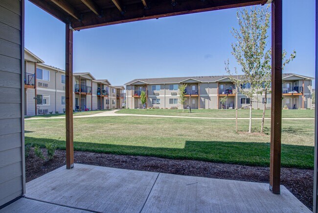 Building Photo - Country Living with Modern Flair: Wake up to the sounds of nature, Live Minutes from Everything