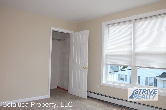 Building Photo - 4 br, 3 bath House - 2 Eva St