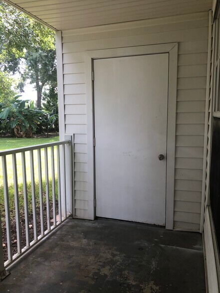 Building Photo - 11582 Westwood Blvd