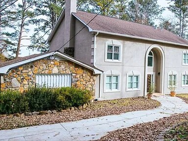 Building Photo - 1932 Lake Lucerne Dr SW