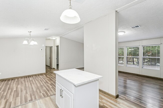 Building Photo - 223 Ajax Dr NW