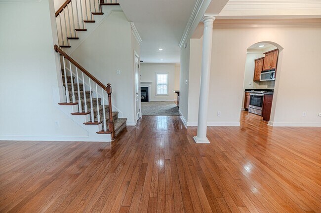 Building Photo - Perfectly Located 4-Bedroom Home Minutes from I-295, Hope Mills & Fort Bragg!