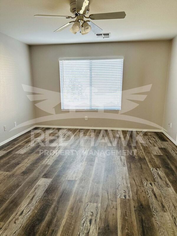 Building Photo - 1798 E Carla Vista Dr