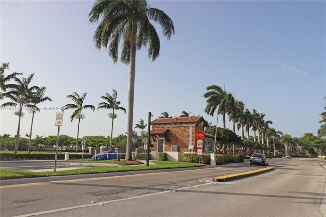 Building Photo - 9120 SW 227 Ter