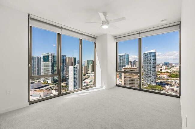 Building Photo - Sky Ala Moana West — 2 Bed / 2 Bath / 2 Parking