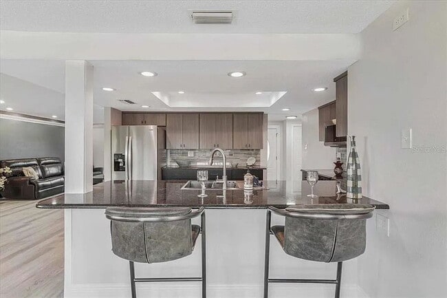 Building Photo - Fully Renovated 2-Bed, 2-Bath Retreat in G...