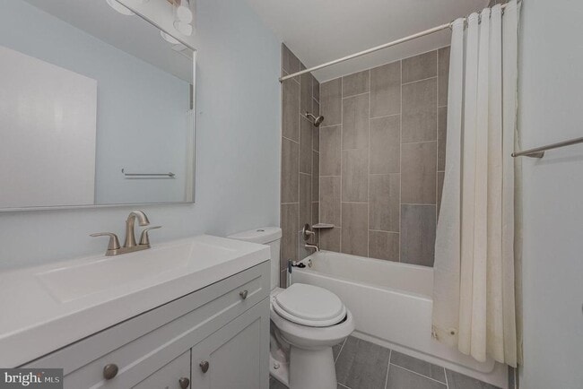 Building Photo - 2211 Minnear St