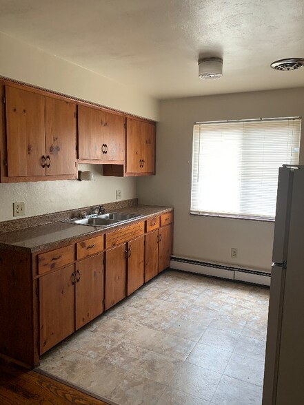 Building Photo - 2258 Salvador St