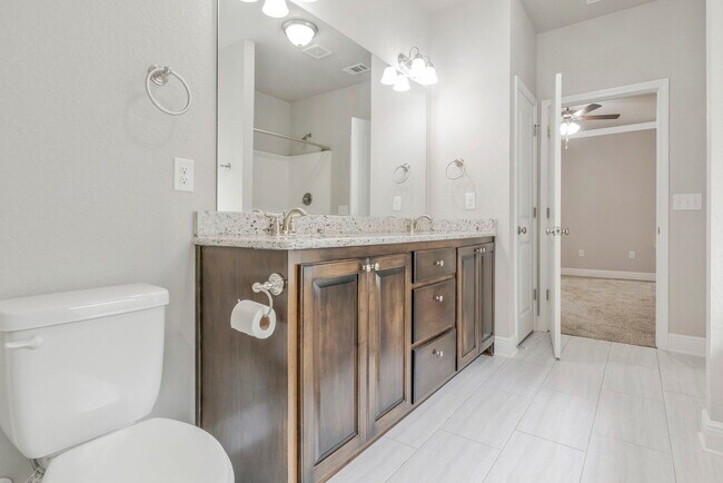 Building Photo - 5402 Parkside Dr