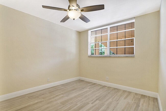 Building Photo - 4500 N Federal Hwy