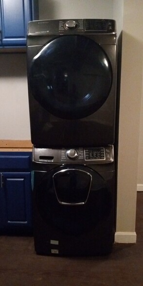 In unit Washer and Dryer - 6201 S Champlain Ave