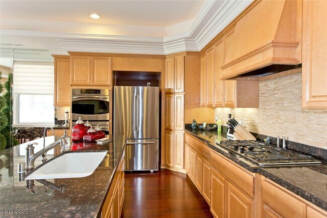 Building Photo - 9209 Las Manaitas Ave