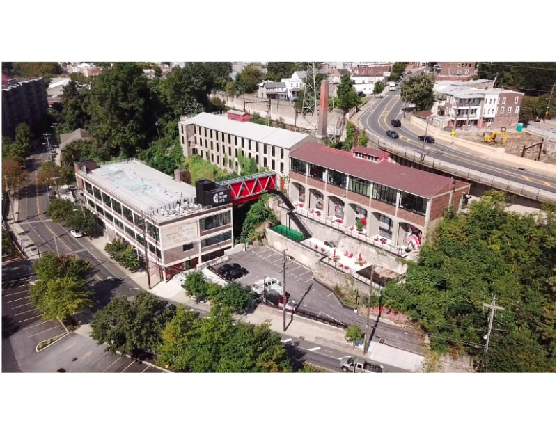 Building Photo - 3715 Main St