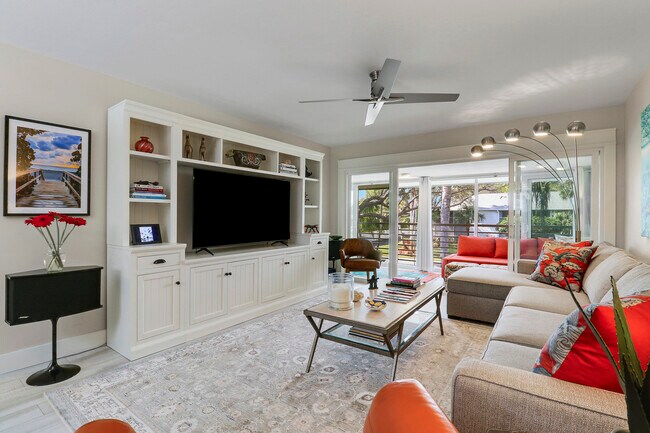 Building Photo - 1 Garden St