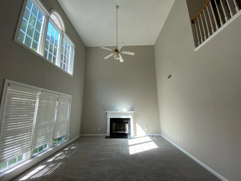 Building Photo - 3567 Montwood Ct