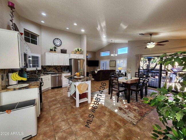 Building Photo - 15548 W Catalina Dr