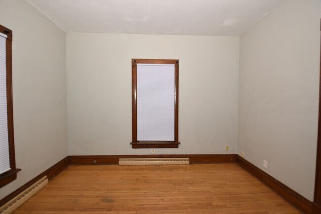 Building Photo - 508 S St Joseph St