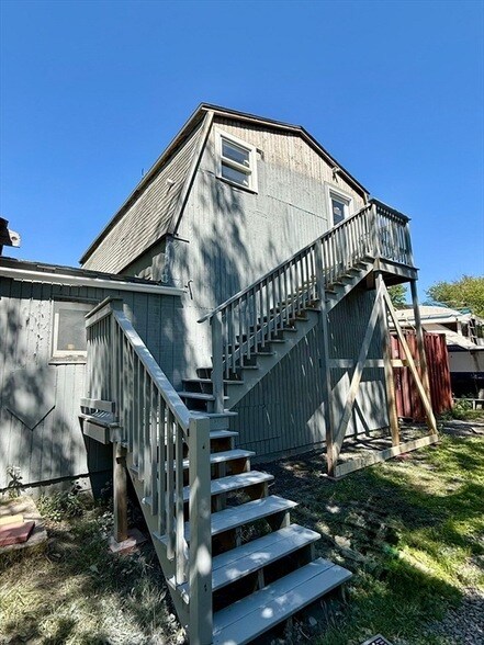 Building Photo - 23 Bridge Rd