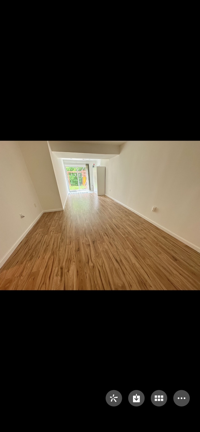 Building Photo - 5706 Regal Crest Ct