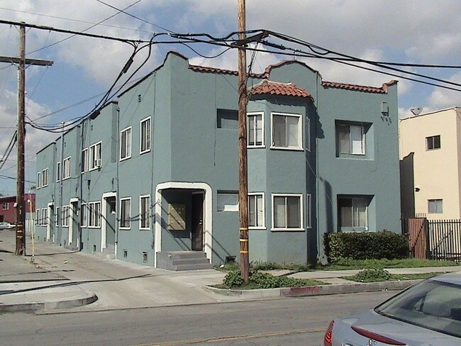 Building Photo - 725 Orange Ave