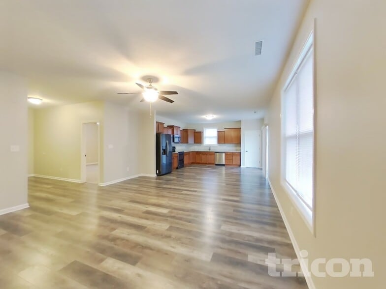 Building Photo - 204 Myers Rd