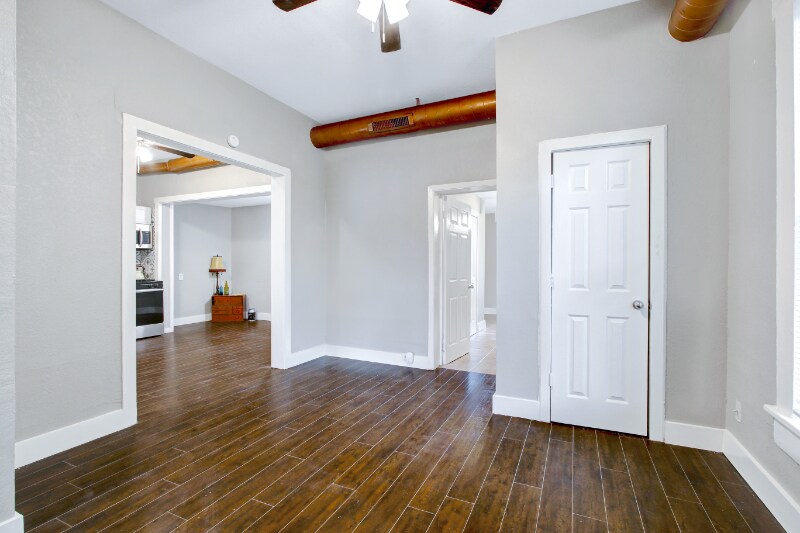 Building Photo - 438 Pruitt Ave