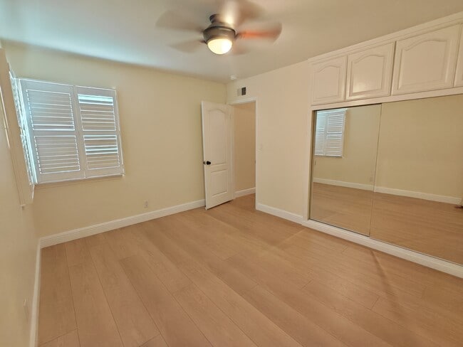 Building Photo - 11762 Brookshire Ave