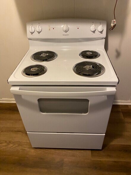Newer appliances - 107 Smith Ave
