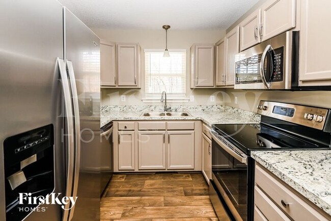 Building Photo - 203 Hickory Wood Dr