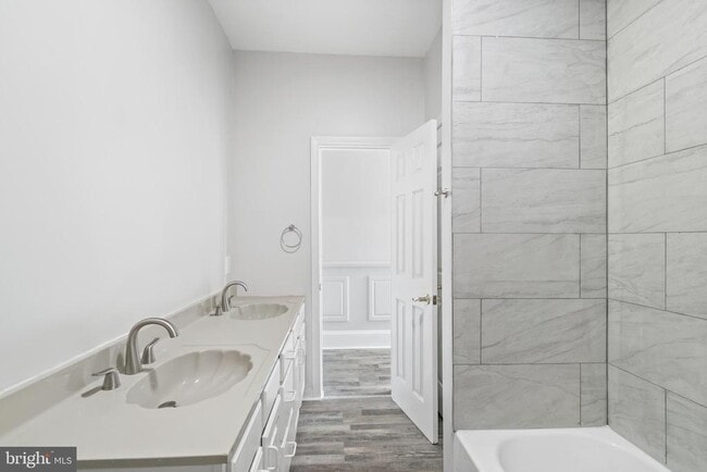 Building Photo - 2547 Ashton St