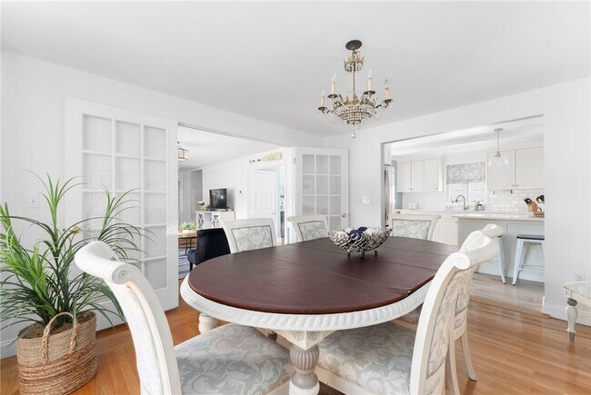 Building Photo - 73 Merton Rd