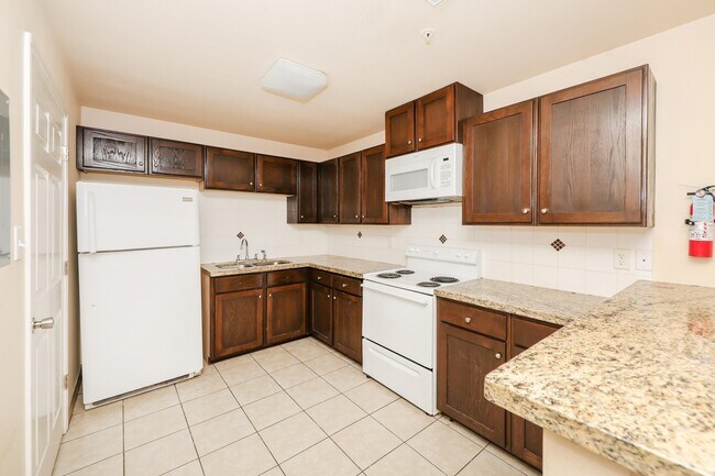 Building Photo - 2119 S Ejido Ave