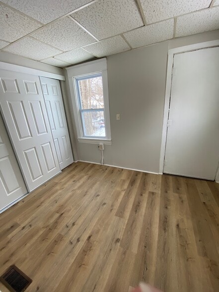 Laundry Room - 539 Isbell St