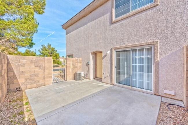 Building Photo - 1637 Cave Spring Dr