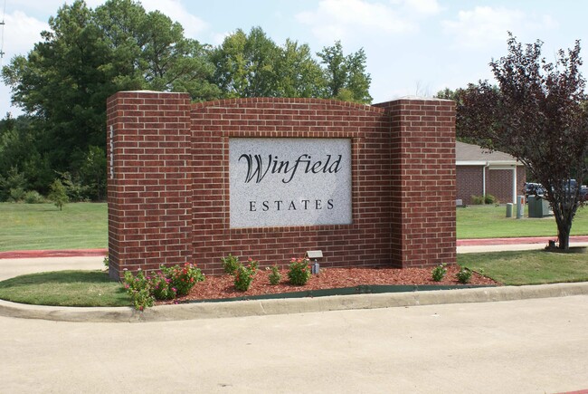 Signage - Winfield Estates Apartments